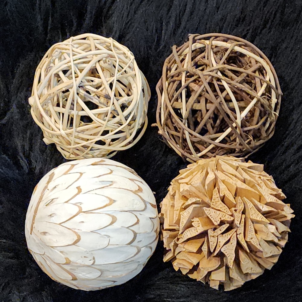 Set of 4 Decorative Natural Spheres Brown And Cream 4" Twisted Round Shape Balls